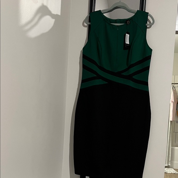NWT Sleeveless Midi Dress! Formal or Cocktail Colorblock Formal Dress - Picture 7 of 7